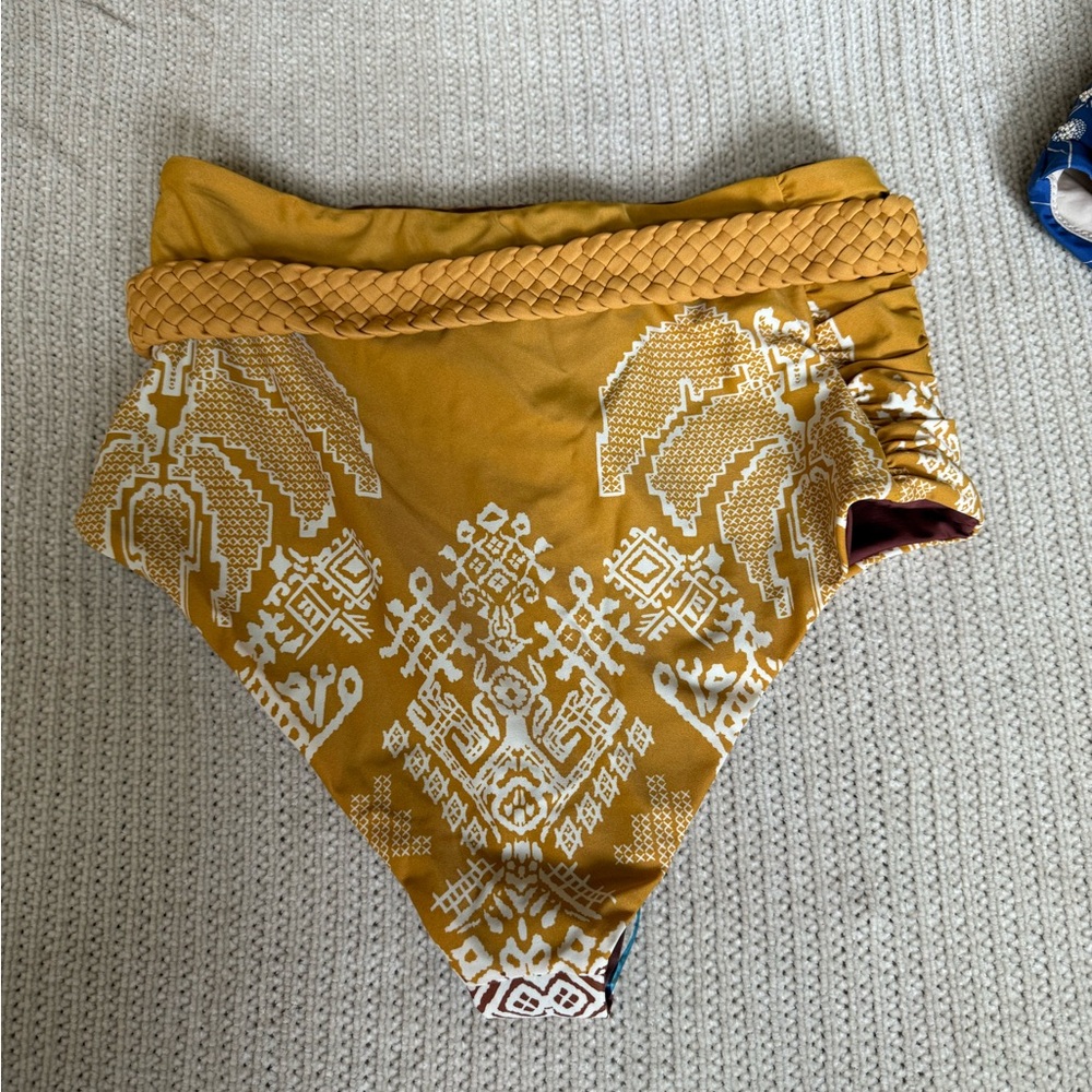 Johanna Ortiz Andean Cumbi Reversible Bikini Bottom NWT Large Swimwear - Picture 7 of 7